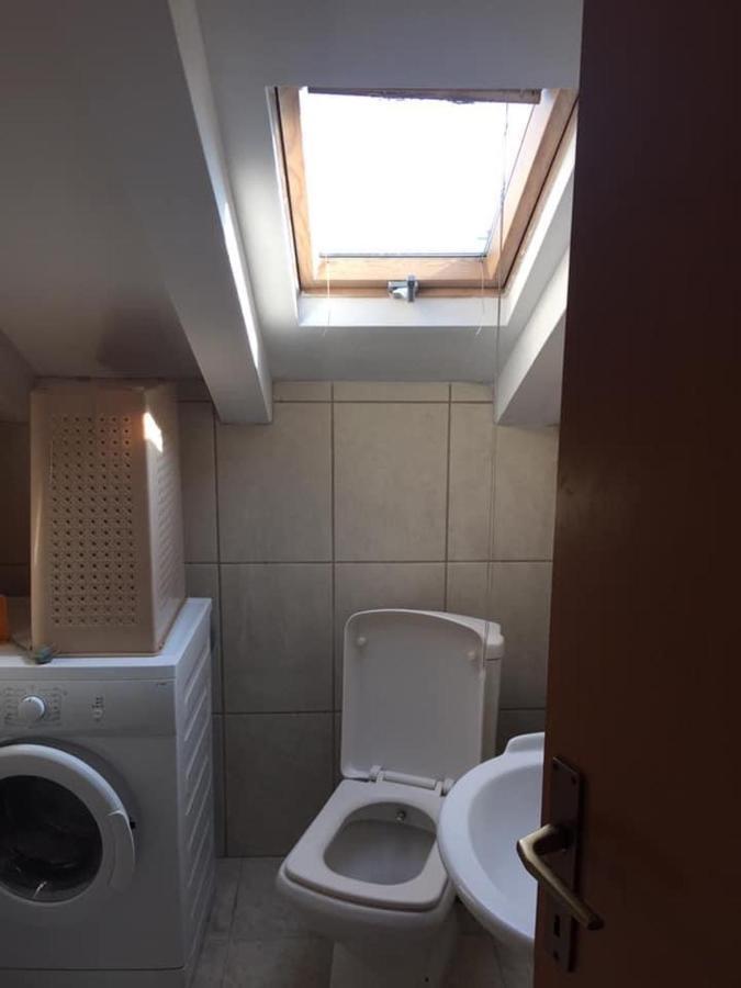 Central Apartment Priştine Dış mekan fotoğraf