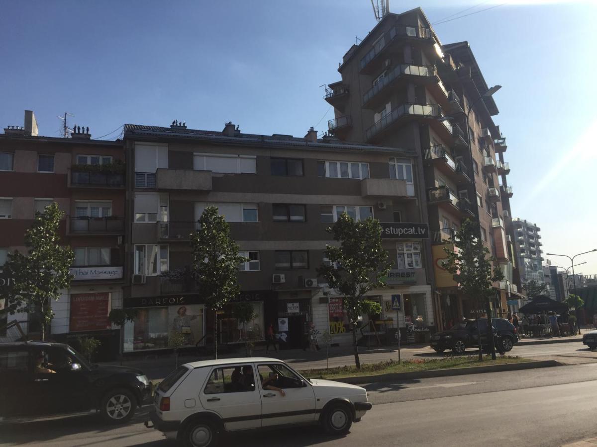 Central Apartment Priştine Dış mekan fotoğraf